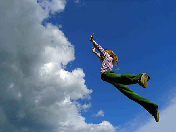younggirl's jump, sky 2 – Foto