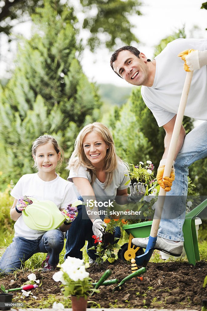 Porträt einer Familie Garten. - Lizenzfrei Frühling Stock-Foto