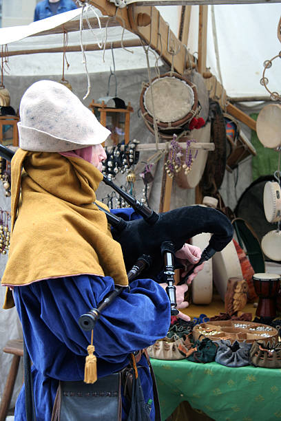 de gaita de fole - medieval market - fotografias e filmes do acervo