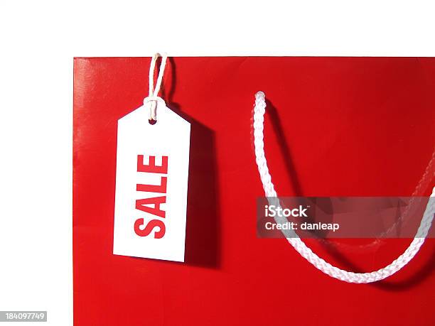 Czerwony Sprzedaż Torba - zdjęcia stockowe i więcej obrazów Centrum handlowe - Centrum handlowe, Czerwony, Część