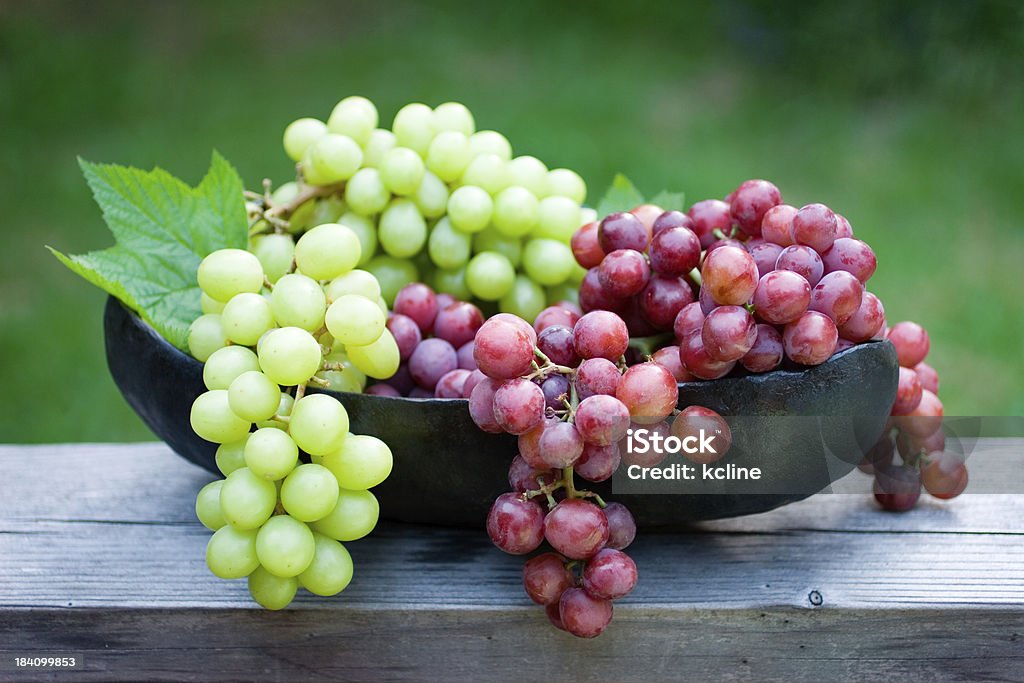 Fresca uvas - Foto de stock de Uva libre de derechos