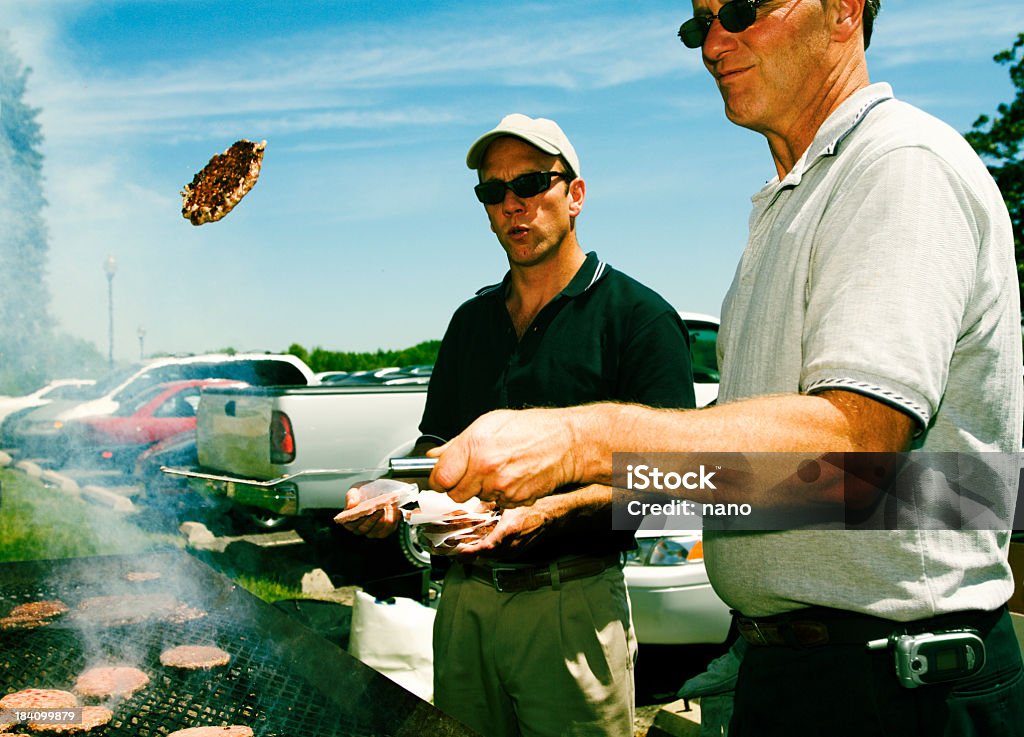 tailgate schütteln - Lizenzfrei Parkplatz-Picknick Stock-Foto