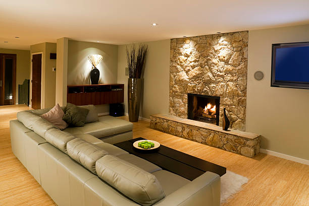 sala de estar - architectural feature fireplace home interior showcase interior imagens e fotografias de stock