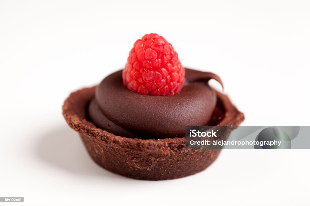 Framboise Tarte au chocolat - Photo de Fond blanc libre de droits