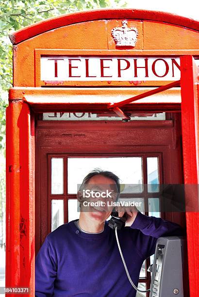 Londynie Pole Telefon - zdjęcia stockowe i więcej obrazów Budka telefoniczna - Budka telefoniczna, Anglia, Automat telefoniczny