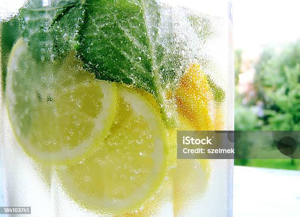 Drink Rinfrescante - Fotografie stock e altre immagini di Acqua - Acqua, Acqua tonica, Agrume