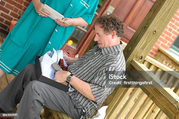 Festa Del Papà - Fotografie stock e altre immagini di Amore - Amore, Annodare, Bellezza