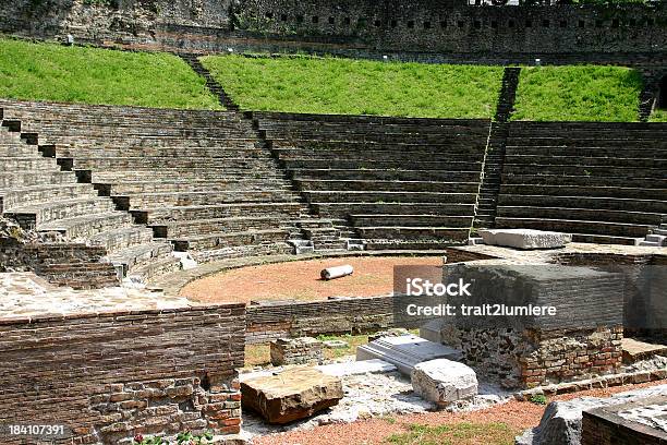 Photo libre de droit de Théâtre Romain banque d'images et plus d'images libres de droit de Trieste - Trieste, Amphithéâtre, Théâtre