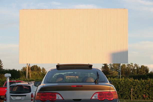 istock Couple at the drive-in 184107516