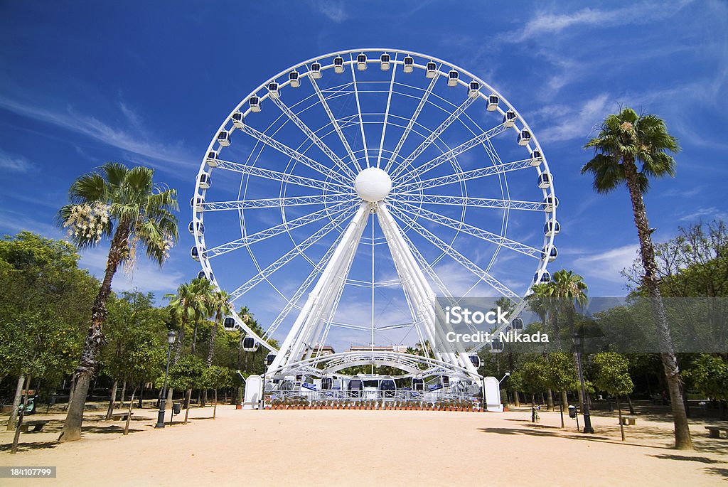 Grande roue - Photo de Antique libre de droits