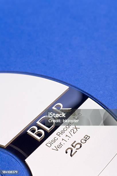 Disco Bluray Detalhe - Fotografias de stock e mais imagens de Azul - Azul, Azul Real, Branco