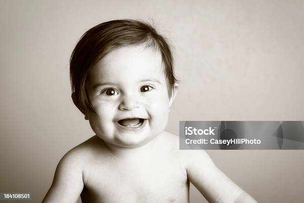 Foto de Bebê Feliz e mais fotos de stock de 12-17 meses - 12-17 meses, 12-23 meses, Bebê