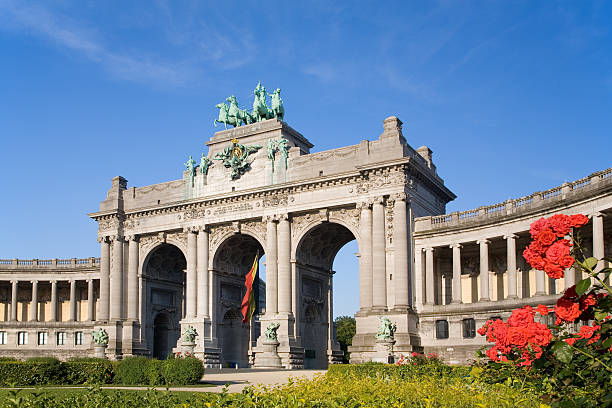 istock Park with the Triumphal Arch in Brussels 184109523