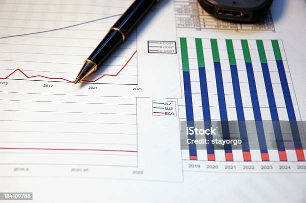 財務分析 - インフォグラフィックのストックフォトや画像を多数ご用意 - インフォグラフィック, カラフル, グラフ