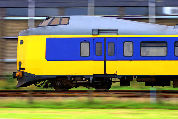 train - trein nederland stockfoto's en -beelden