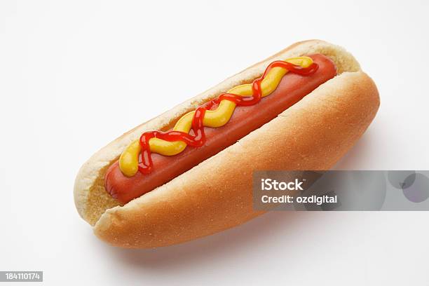 Hot Dog - zdjęcia stockowe i więcej obrazów Hot dog - Hot dog, Neutralne tło, Białe tło