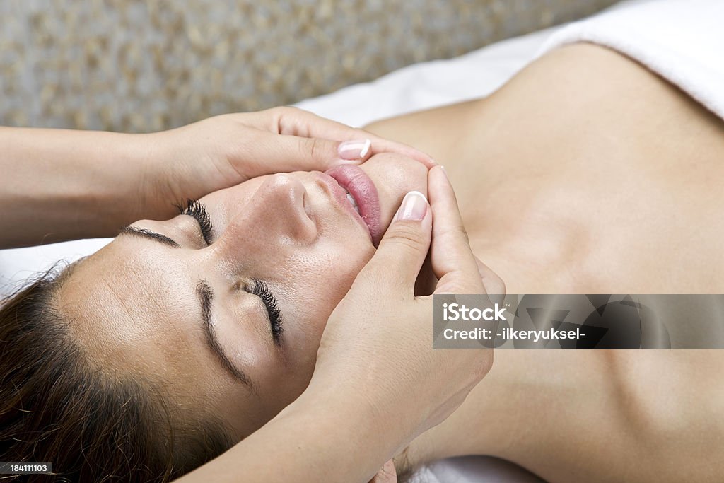 Mulher a receber uma Massagem - Royalty-free Adolescente Foto de stock
