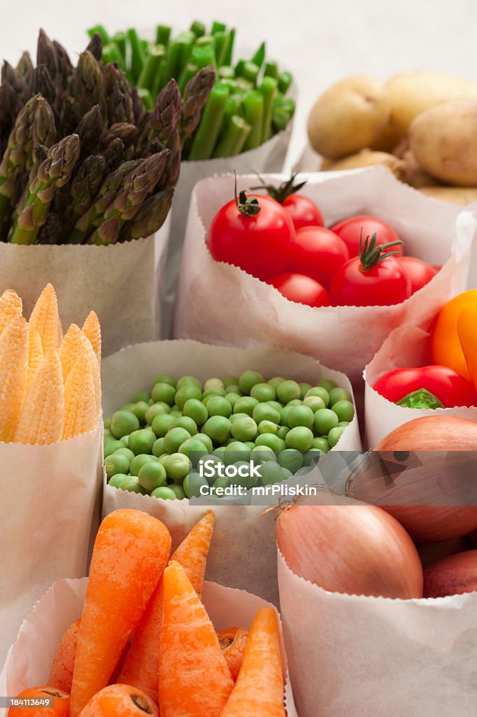 Borse di verdure fresche - Foto stock royalty-free di Alimentazione sana