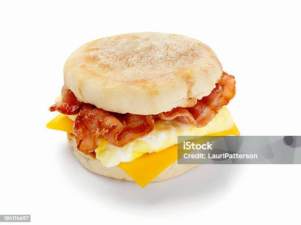 Bacon E Ovos Sanduíches De Pequenoalmoço - Fotografias de stock e mais imagens de Pequeno Almoço - Pequeno Almoço, Sanduíche, Ovo