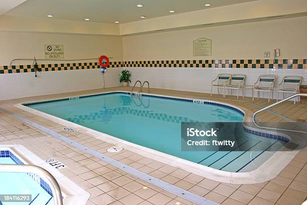 Hotelpool Stockfoto und mehr Bilder von Aktivitäten und Sport - Aktivitäten und Sport, Blau, Boje