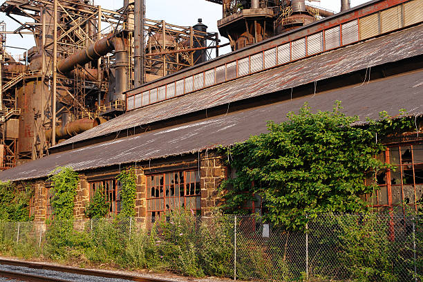 istock Old steel mill in Pennsylvania 184116671