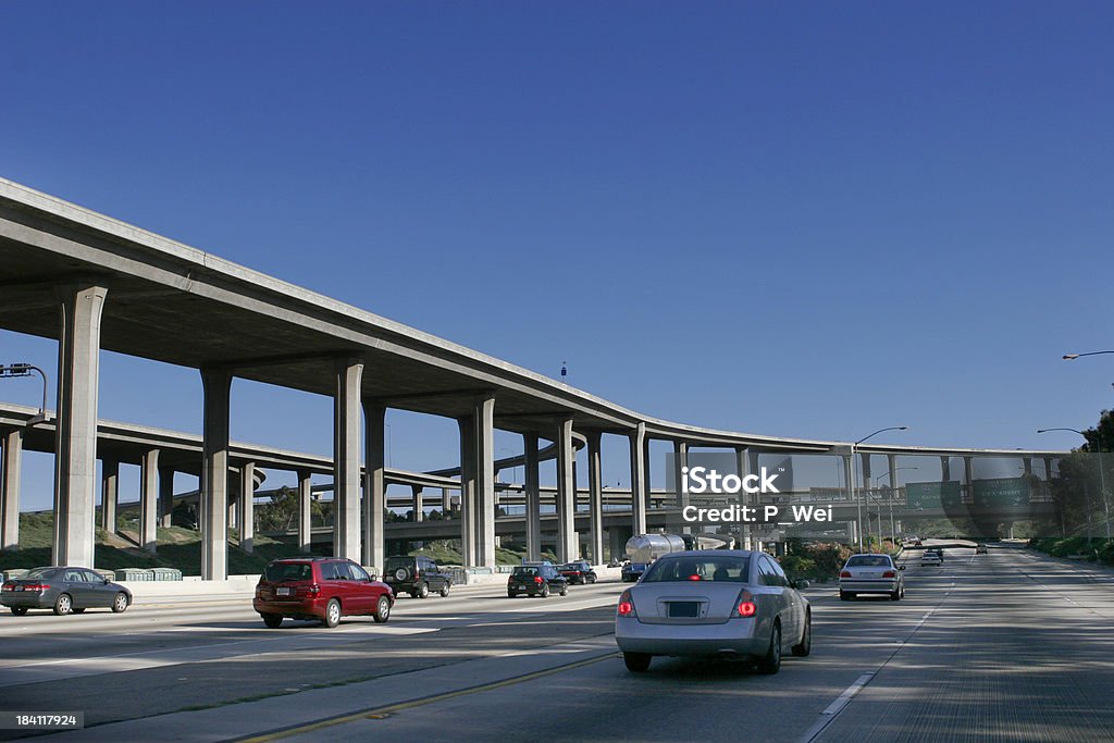 La autopista amplitud - Foto de stock de Coche libre de derechos