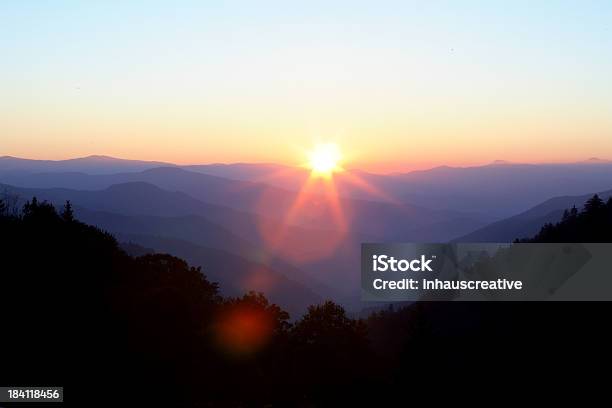 Grande Montagna Di Smokey - Fotografie stock e altre immagini di Alba - Crepuscolo - Alba - Crepuscolo, Ambientazione esterna, Appalachia