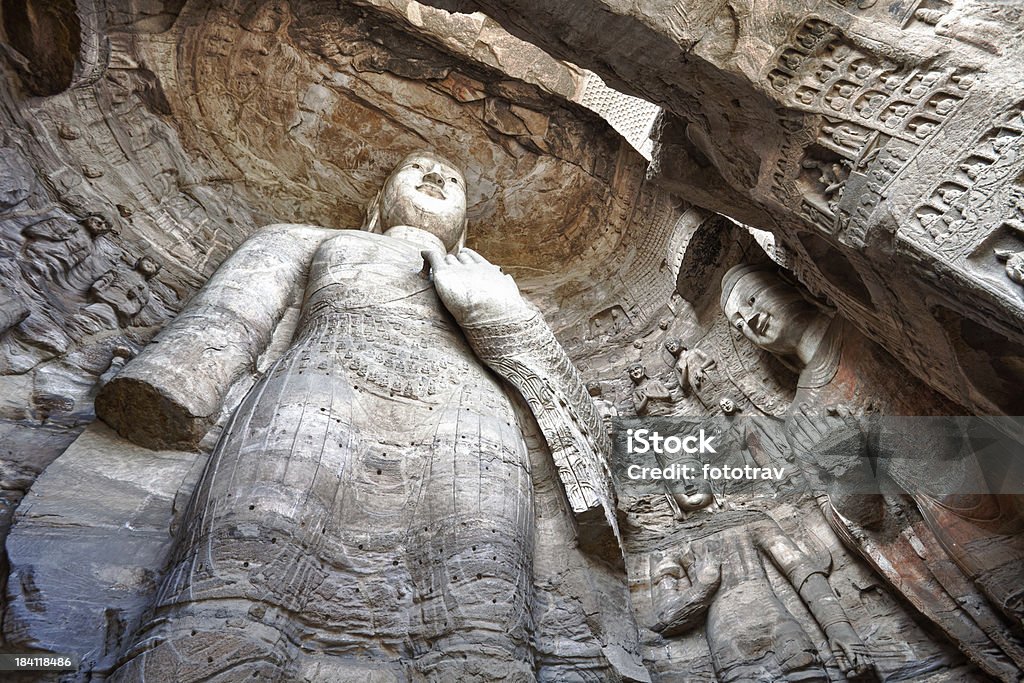 시 조각된 대불 Yungang 동굴, 다퉁, China - 로열티 프리 0명 스톡 사진