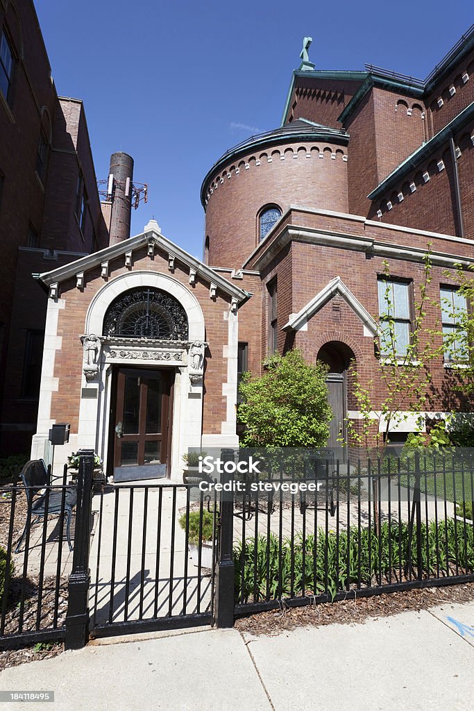 Românico edifício do convento, em North do centro de Chicago - Foto de stock de Arquitetura royalty-free