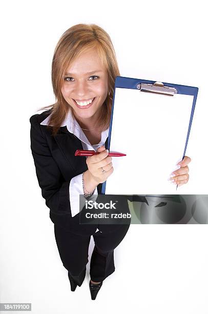 Photo libre de droit de Belle Femme Daffaires Avec Le Contrat banque d'images et plus d'images libres de droit de Femmes - Femmes, Page - Livre, Signature