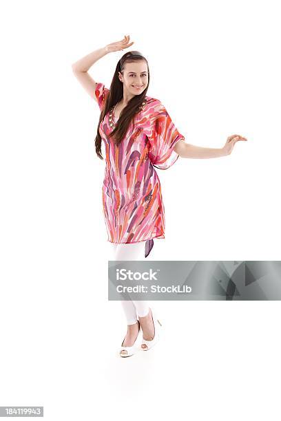 Mulher No Vestido De Verão - Fotografias de stock e mais imagens de 20-24 Anos - 20-24 Anos, 20-29 Anos, Adulto