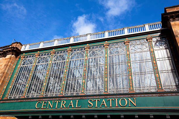 stazione centrale di glasgow, scozia. - central train station foto e immagini stock