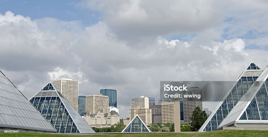 Horizonte urbano de Edmonton e Conservatory - Foto de stock de Alberta royalty-free