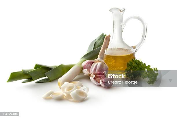 Foto de Ingredientes Alhoporó Óleo De Oliva Alho E Salsinha e mais fotos de stock de Alho