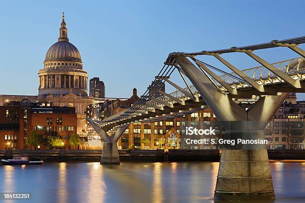 St Pauls Cathedral - zdjęcia stockowe i więcej obrazów Anglia - Anglia, Architektura, Bez ludzi