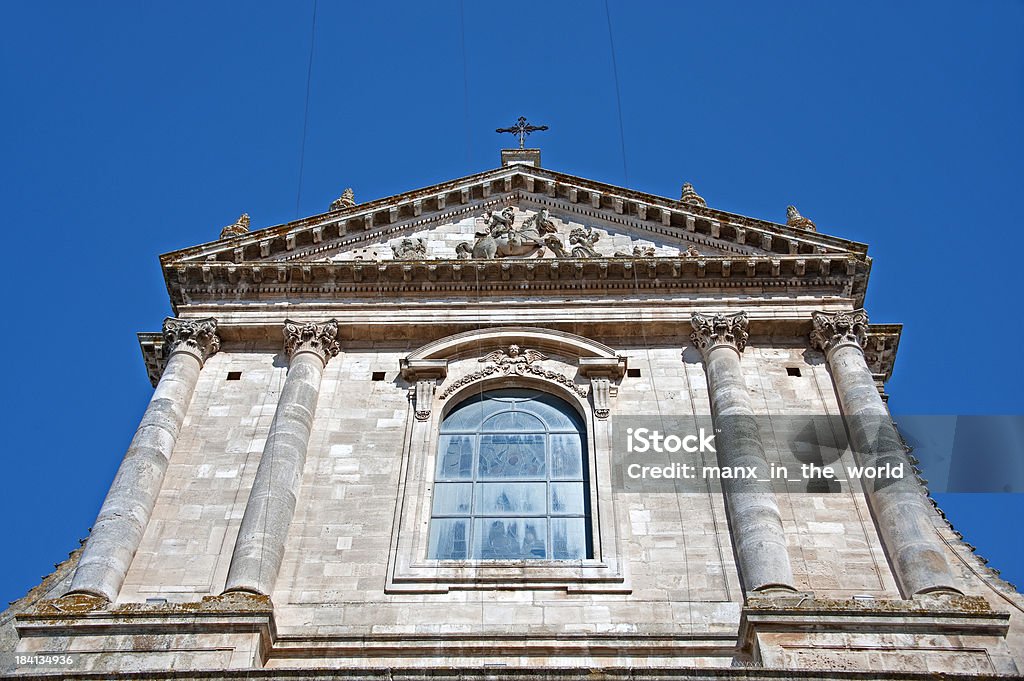 Locorotondo, la iglesia de san Giorgio martirio. - Foto de stock de Arquitectura libre de derechos