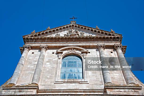 Photo libre de droit de Locorotondo Martyr Église Saintgeorges banque d'images et plus d'images libres de droit de Architecture - Architecture, Bâtiment vu de l'extérieur, Destination de voyage