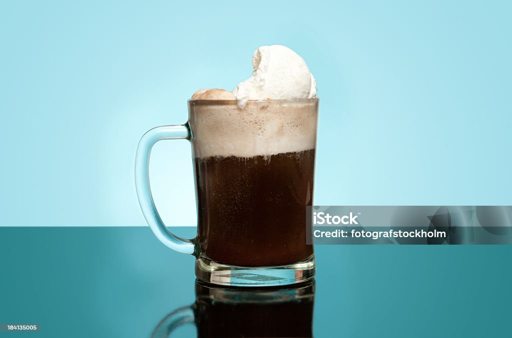 Affogato di Root beer - Foto stock royalty-free di Affogato di root beer