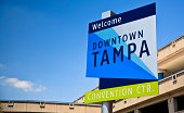 schild-in-der-innenstadt-von-tampa.jpg?b=1&s=170x170&k=20&c=sUJgkRezUhb5C0SWyUdS8-b6htCU11bcMWfMk2gNIeU=
