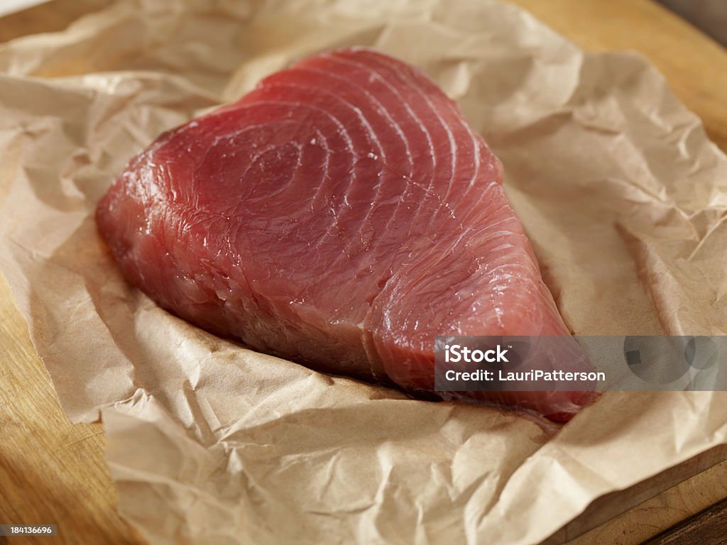 Ahi Bife de atum cru fresca no Mercado - Royalty-free Alimentação Saudável Foto de stock