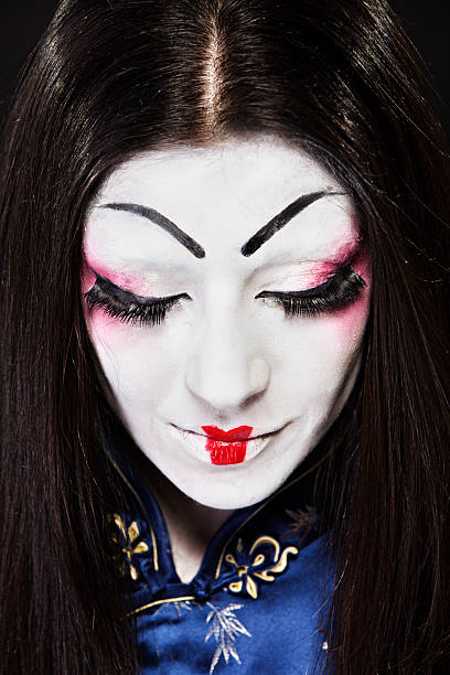 istock Ethnicities Shoot - Asian Geisha 184137923