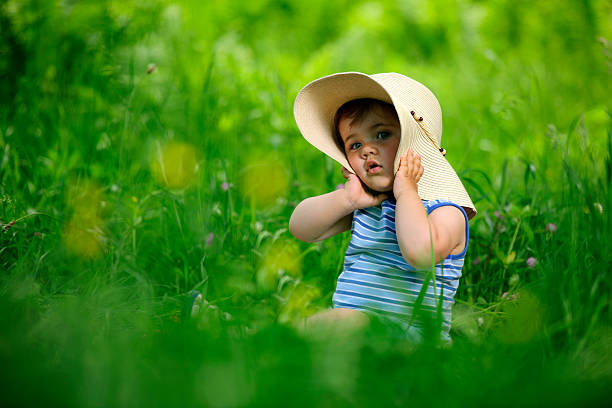 istock beautiful girl 184140575