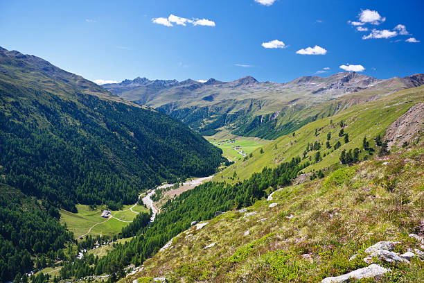 istock Langtauferer Valley In The Italian Alps 184141763