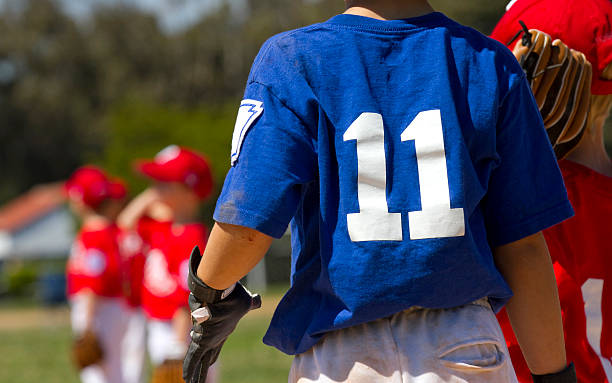 istock Youth League Baseball 184142793