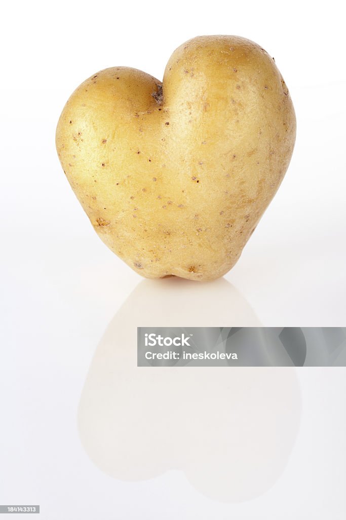 En forma de corazón papas - Foto de stock de Patata libre de derechos