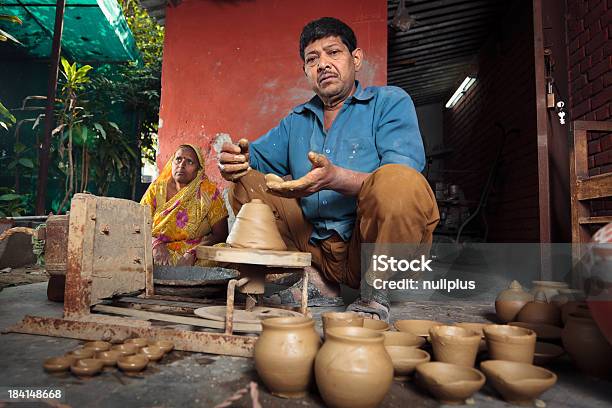 Foto de Indian Potter e mais fotos de stock de Artesão - Artesão, Cultura Indiana, Povo Indiano