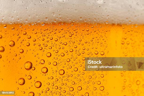 Пиво Фоне — стоковые фотографии и другие картинки Алкоголь - напиток - Алкоголь - напиток, Без людей, Горизонтальный