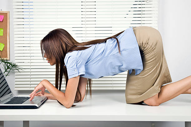 istock sexy girl waiting 184153806