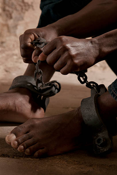 istock Gripping the chain of bondage 184153846