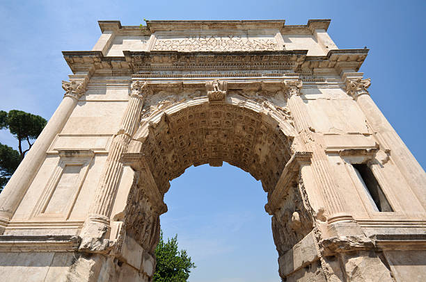 арка тита - arch of titus стоковые фото и изображения